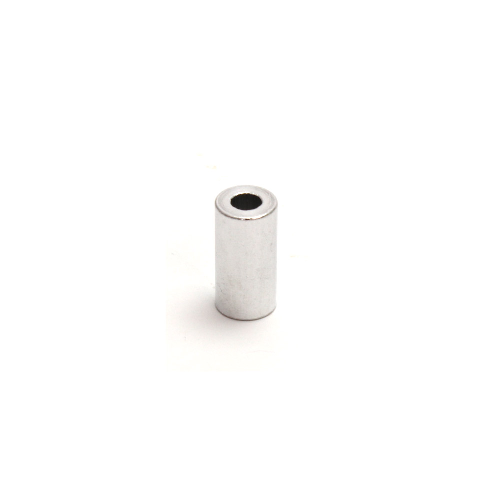 Douille d'écartement en aluminium M5/13,2 mm