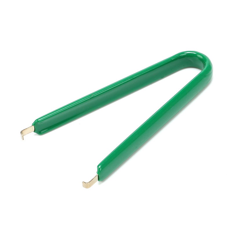 Pince extractrice de CI
