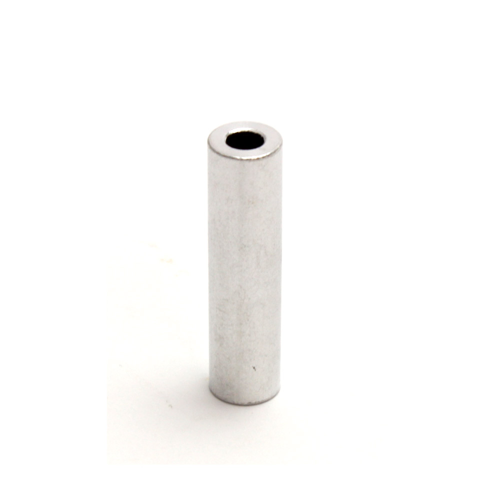 Douille d'écartement en aluminium M5/40mm