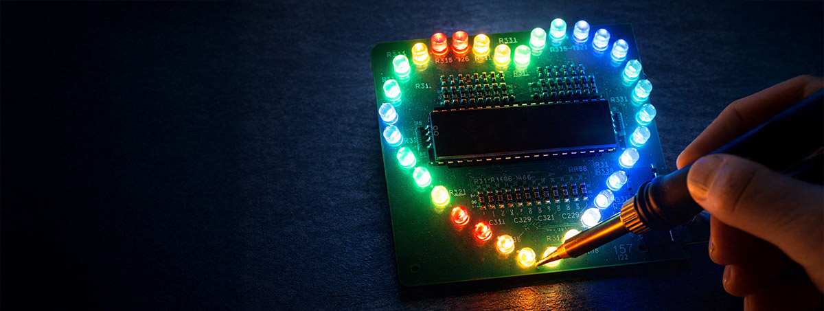 Bannière cœur LED multicolore